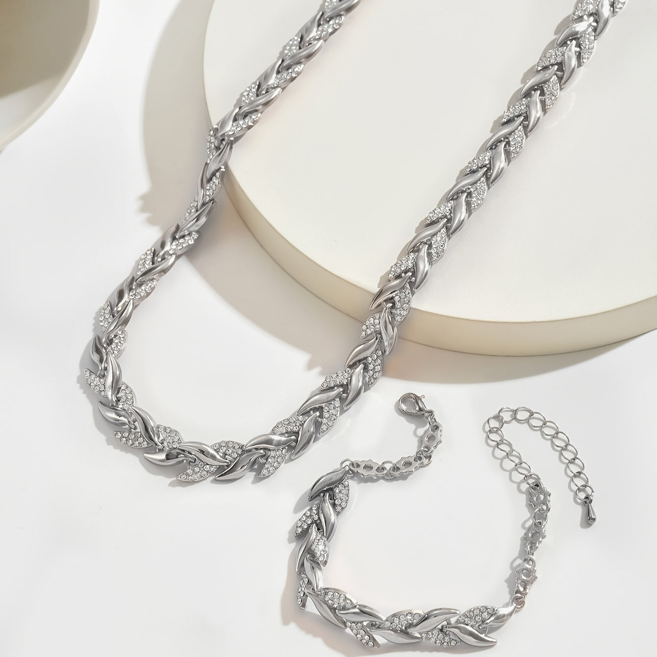 Mura™ Collar Trenzado