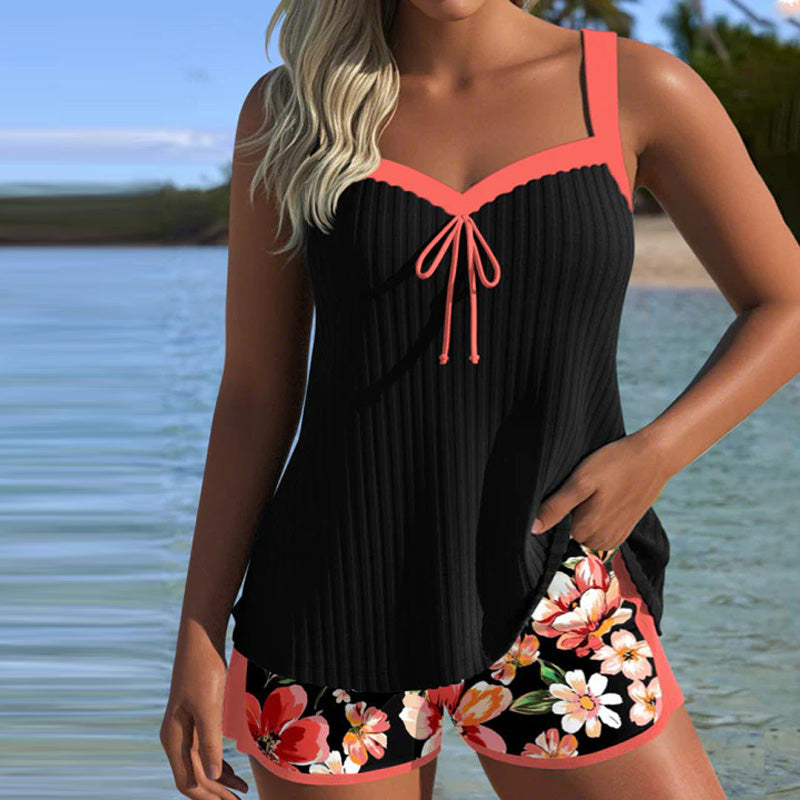 Tankini con escote en V estampado y boxer deportivo