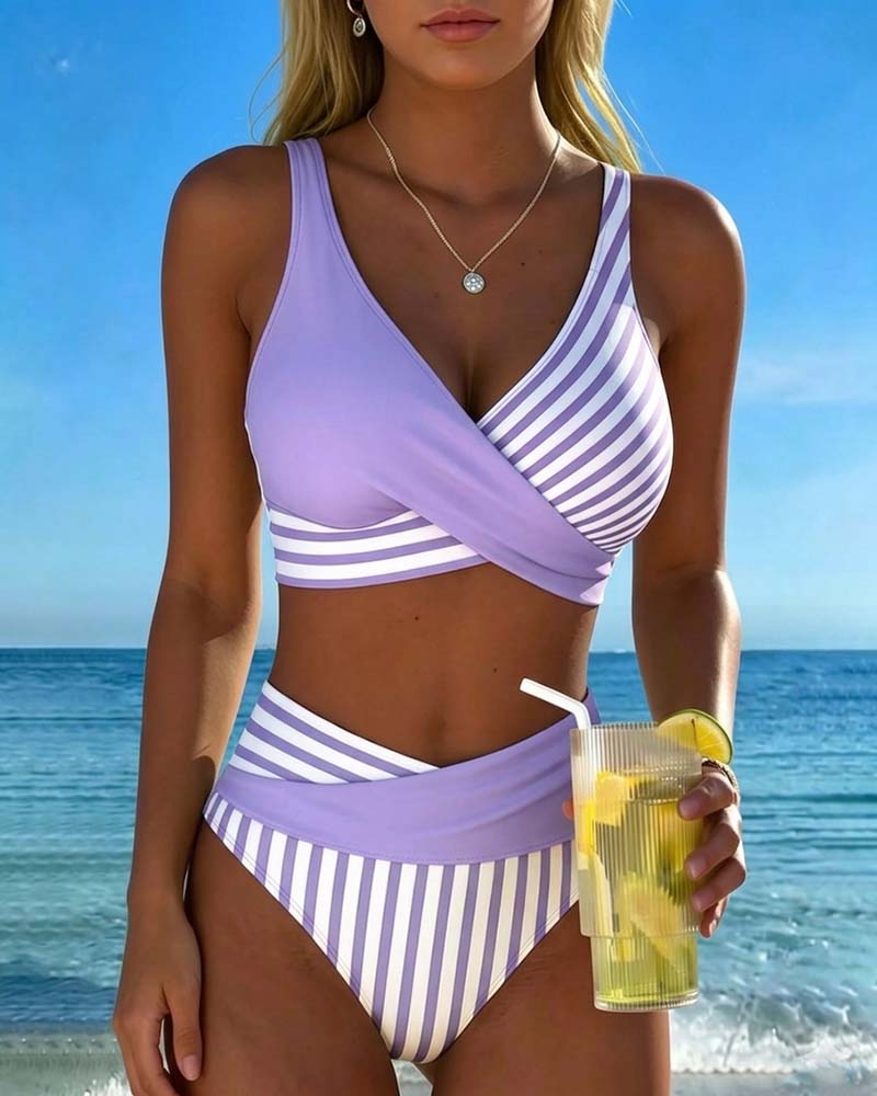 Bikini cruzado de rayas estampadas