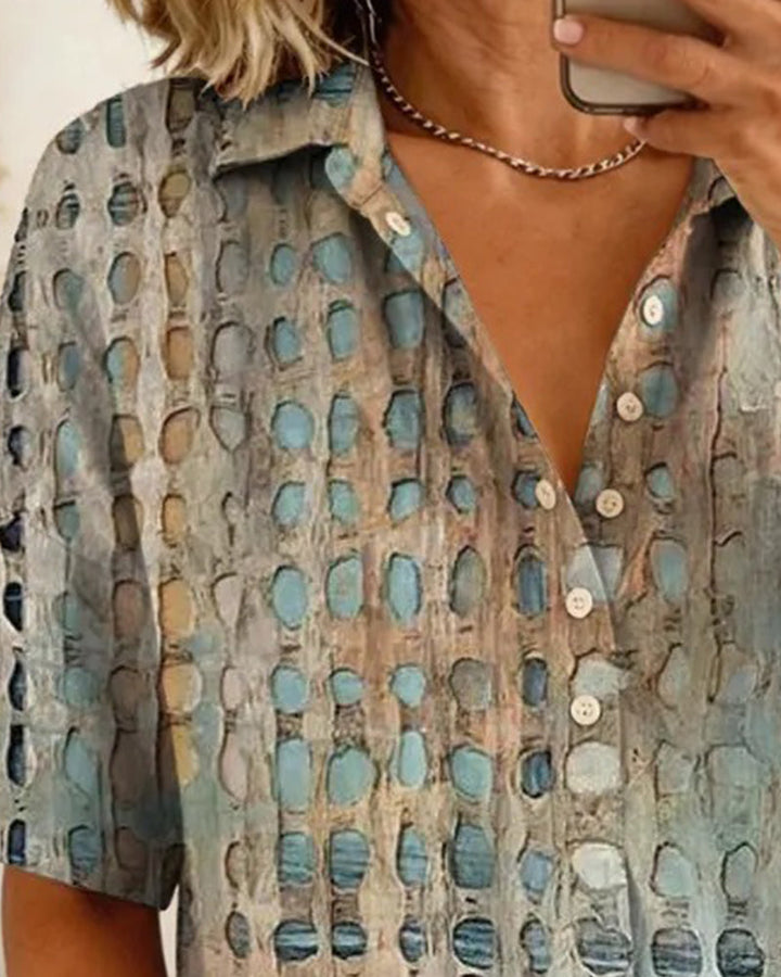 Blusa con estampado de lunares y botón, semipatrón