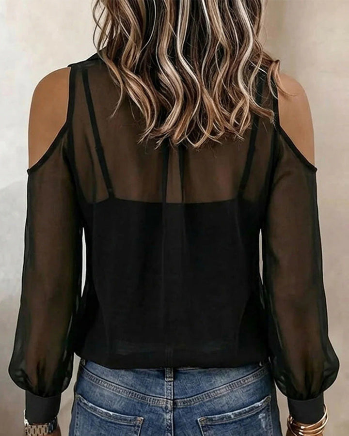 Conjunto de dos piezas: blusa transparente con escote de hombros descubiertos y camisola