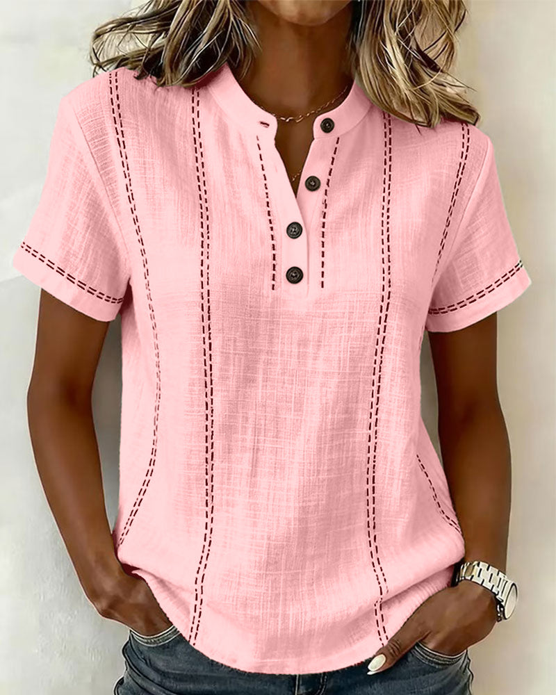 Camiseta de estilo casual con botón y escote en V