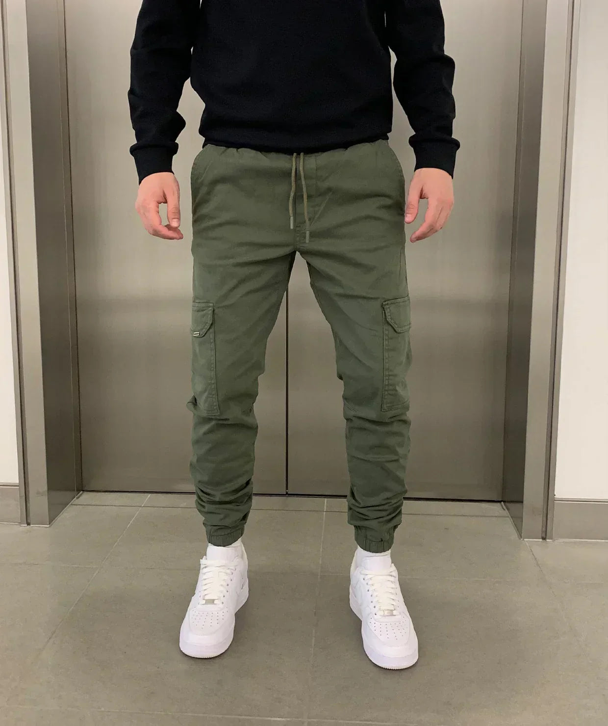 Pantalón cargo jogger
