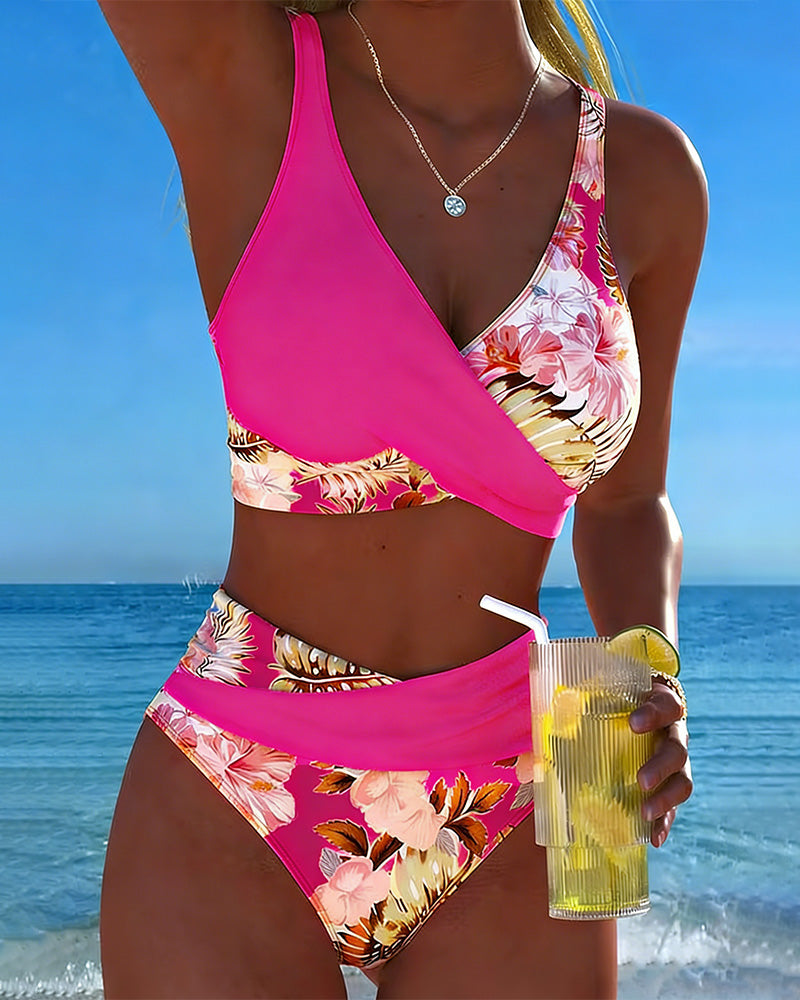 Bikini de contraste floral fendu