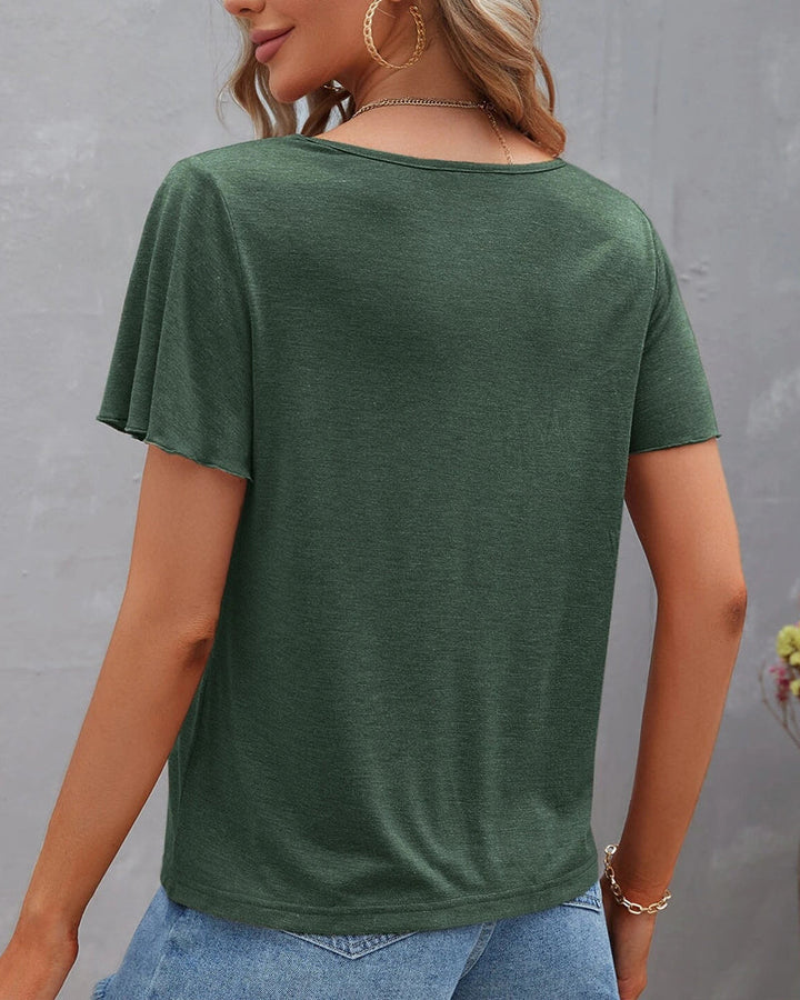 Camiseta con recortes de color sólido