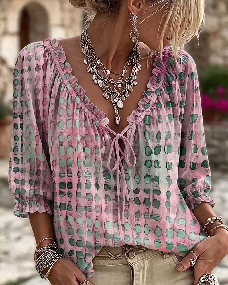 Blusa de lunares con lazos