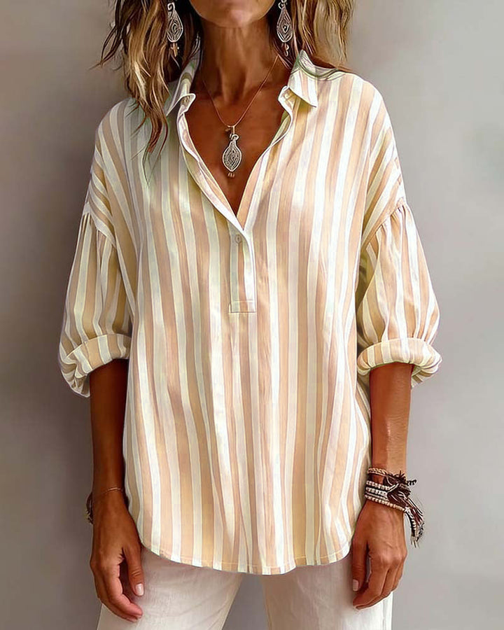 Blusa a rayas amplia con cuello
