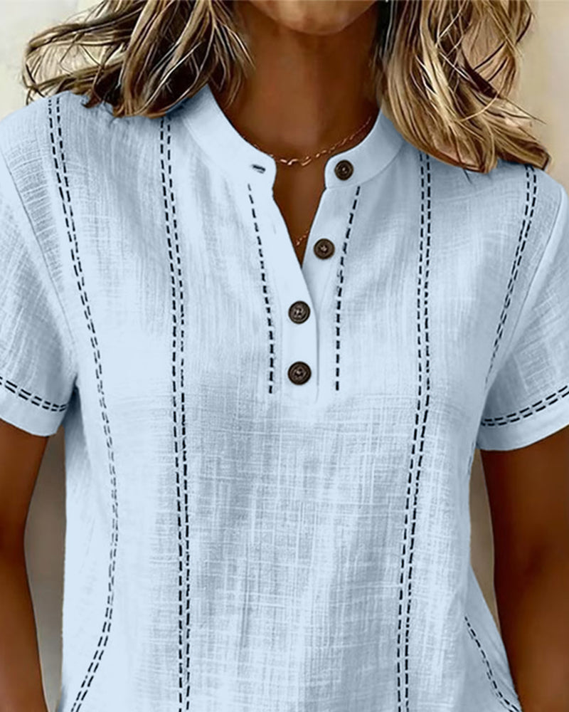 Camiseta de estilo casual con botón y escote en V