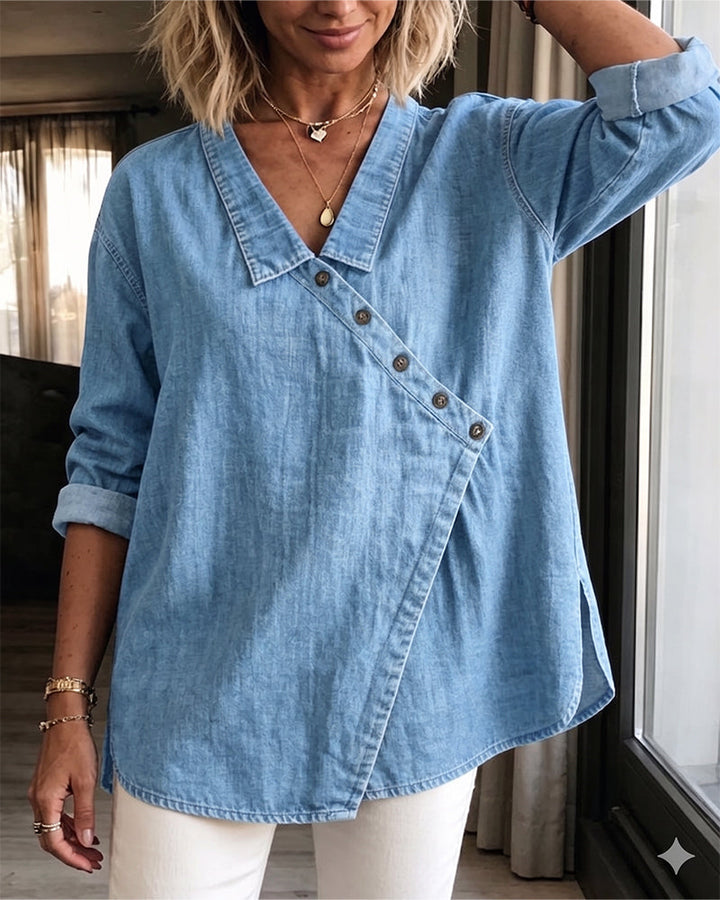 Blusa lisa con botones diagonales, cuello y mangas largas