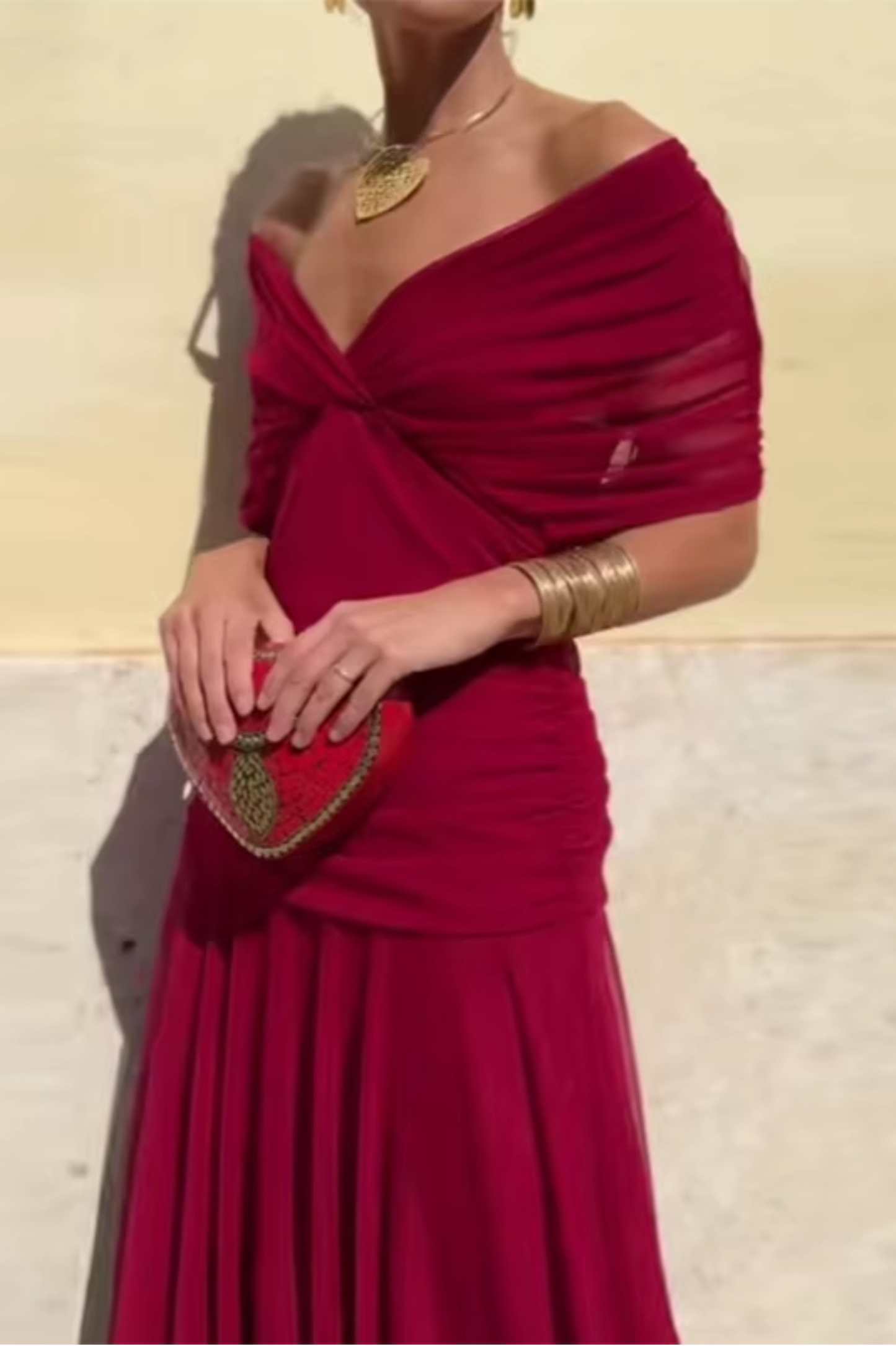 Vestido de ceremonia Louise Lange, elegante, con escote en V