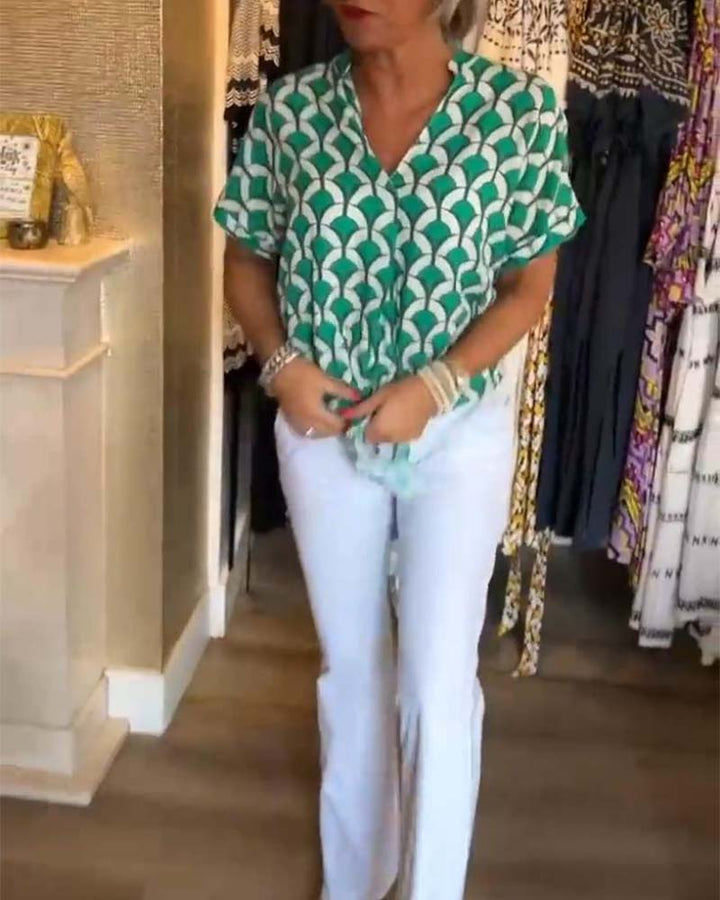 Top casual estampado de manga corta con escote en V