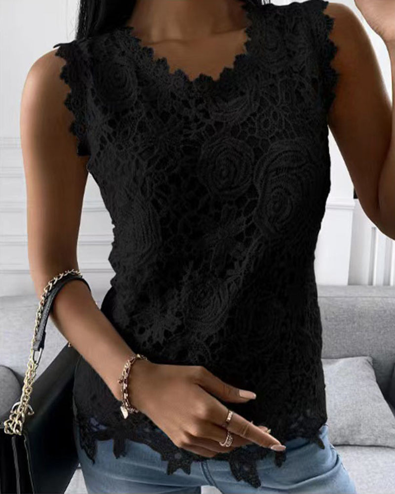 Top elegante liso con encaje