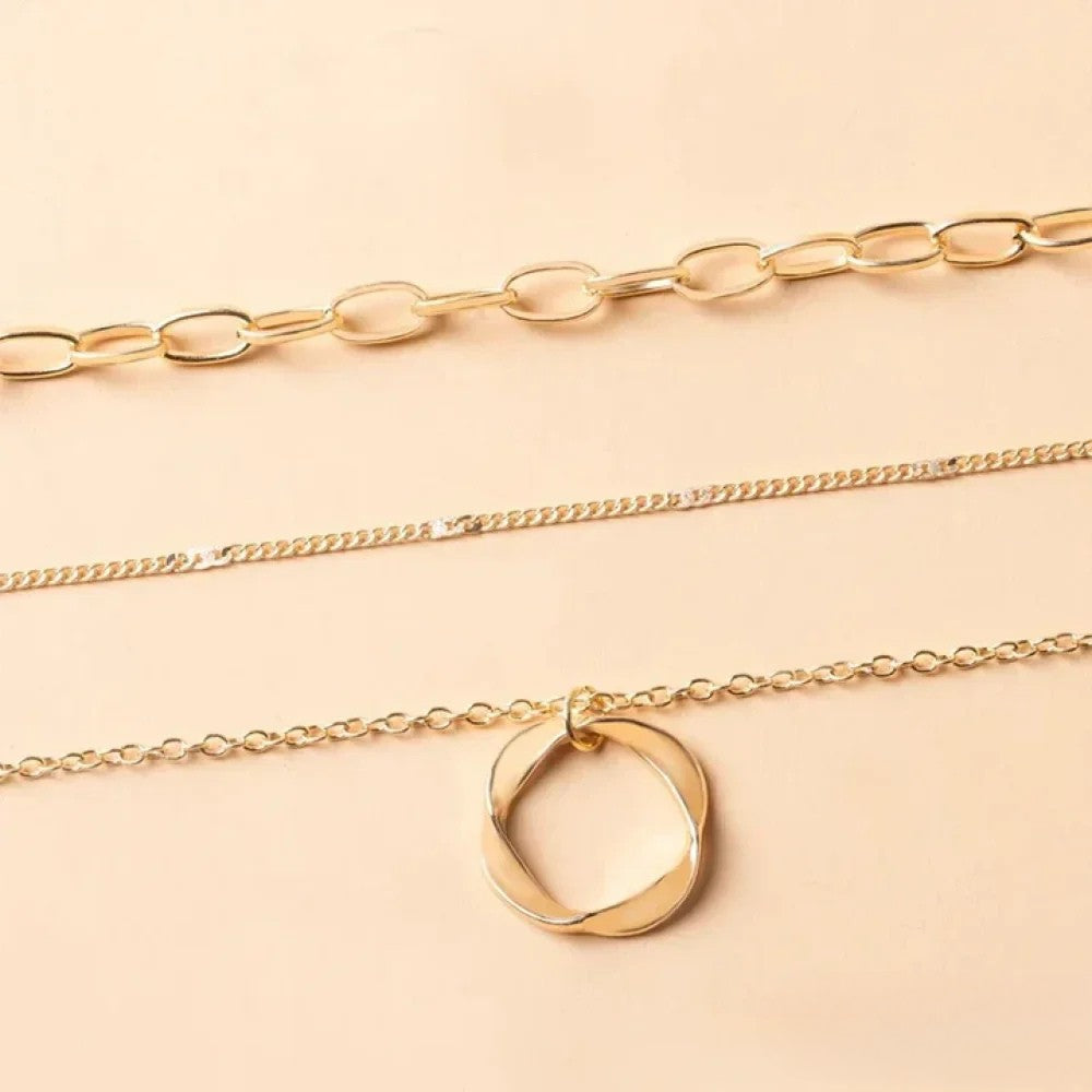 Thora™ Collar en capas