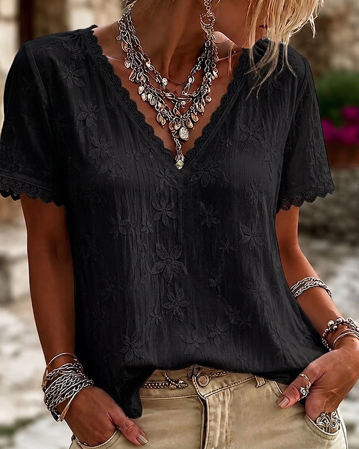 Blusa con escote en V y encaje, mangas cortas