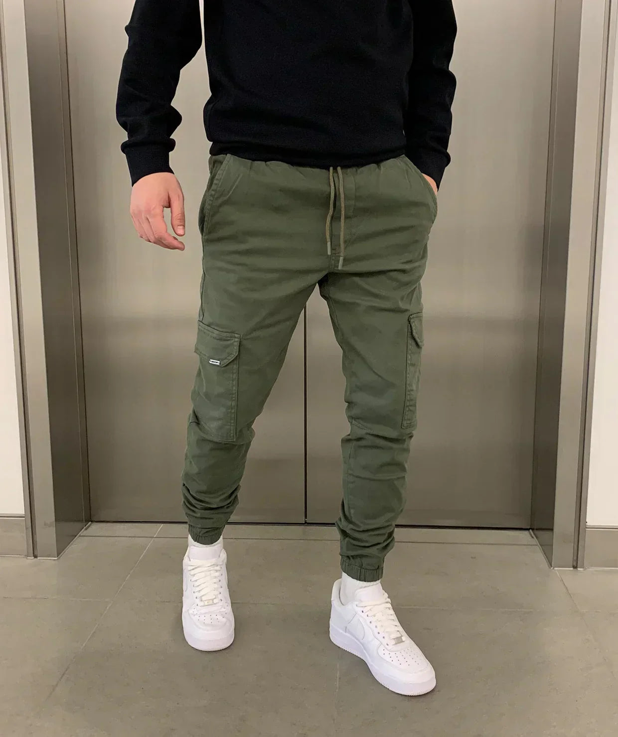 Pantalón cargo jogger