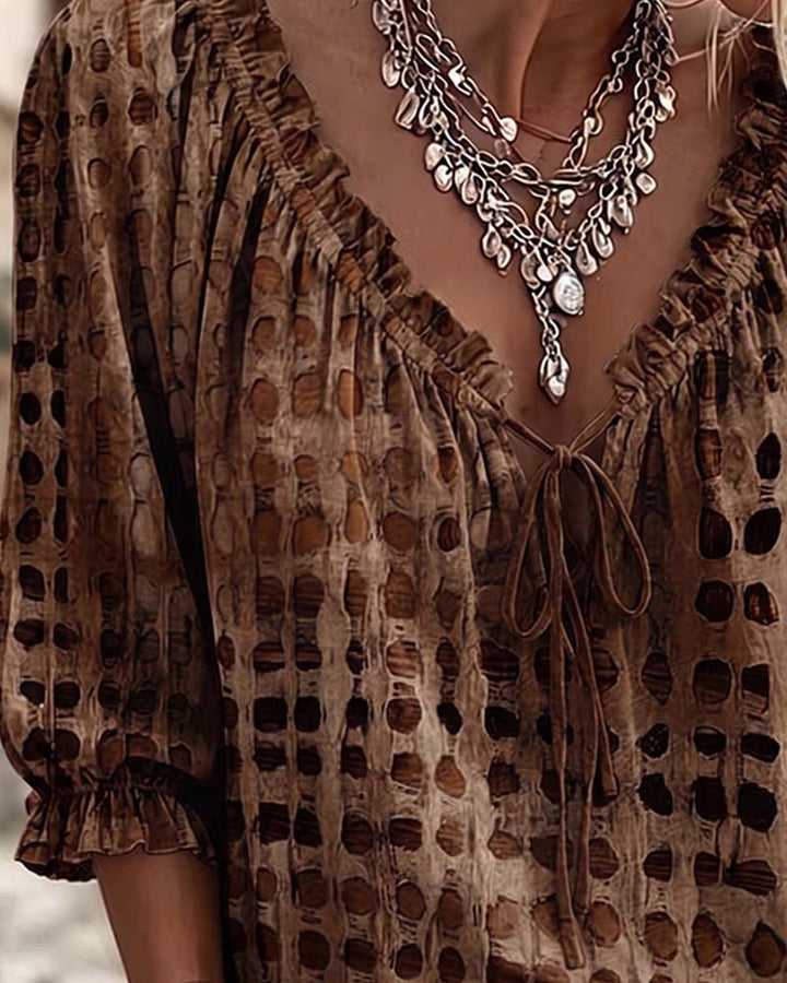 Blusa de lunares con lazos