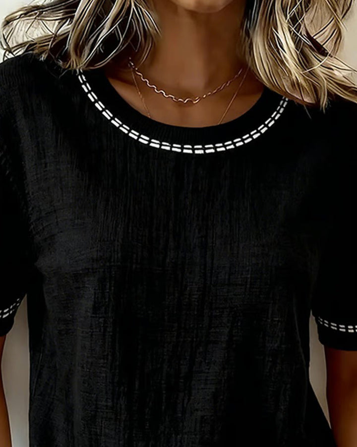 Top de cuello redondo con mangas cortas