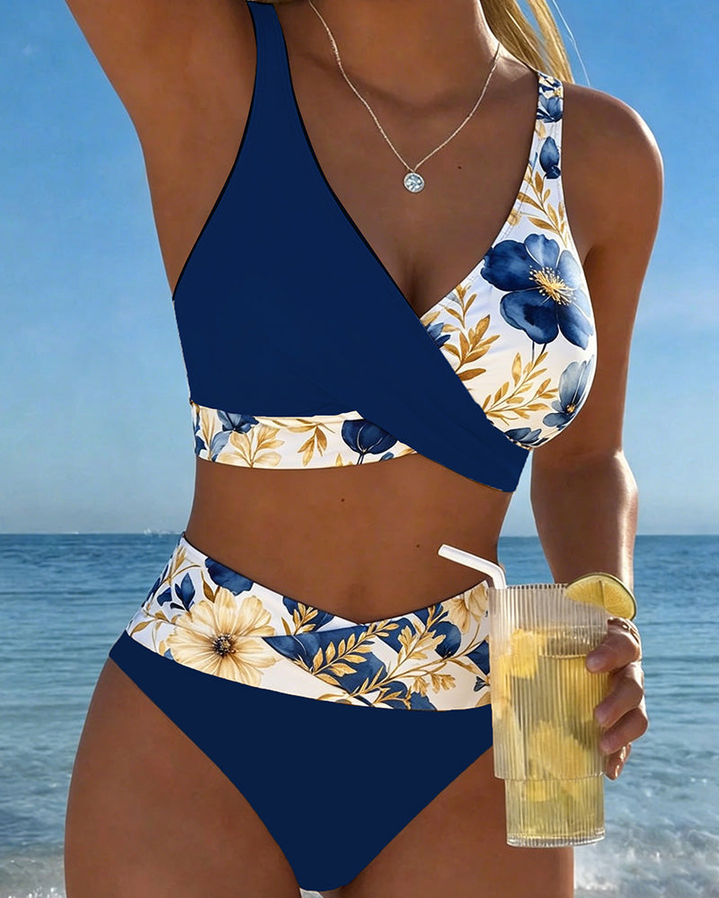 Bikini floral patchwork en bloques de color