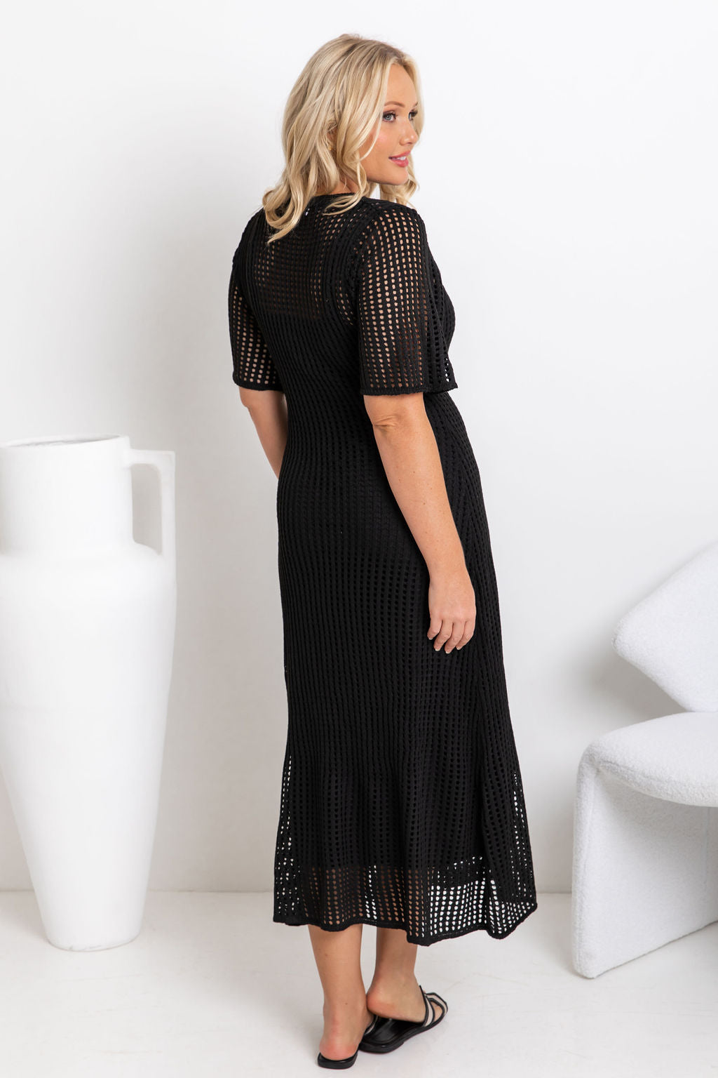 Vestido amplio de crochet Airlie - Negro