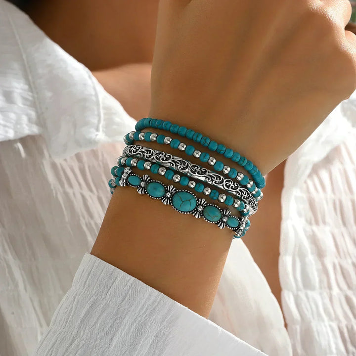 Conjunto de pulseras boho con cuentas turquesas