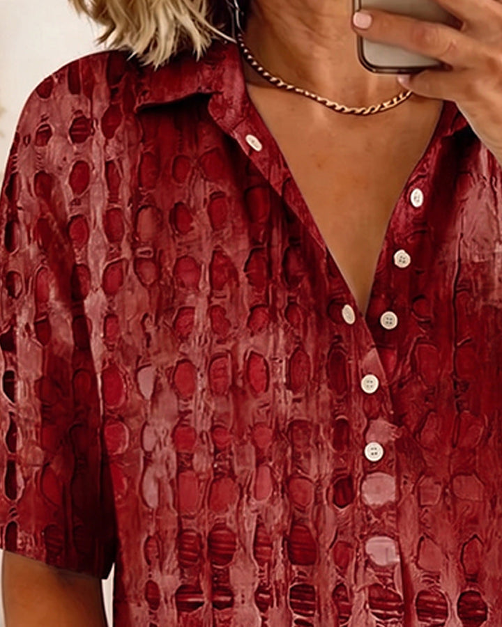 Blusa con estampado de lunares y botón, semipatrón