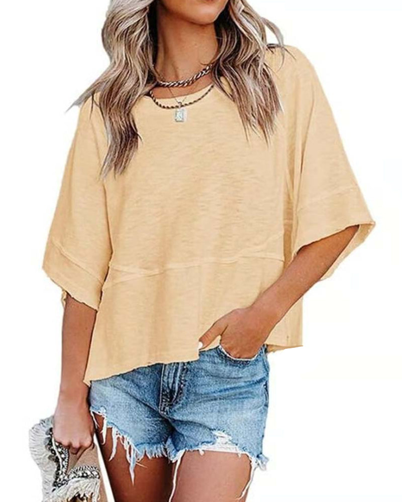 Camiseta sin abertura remendada de color único con manga campana