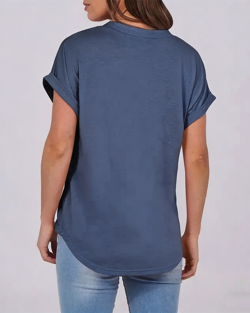 Camiseta lisa con escote en V y mangas cortas
