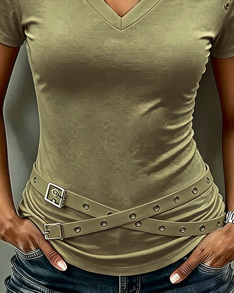 Camiseta con tiras cruzadas y recorte, corte Slim