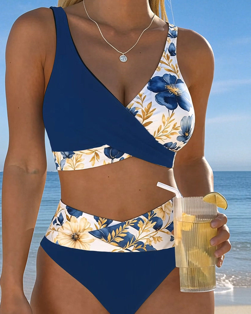 Bikini floral patchwork en bloques de color