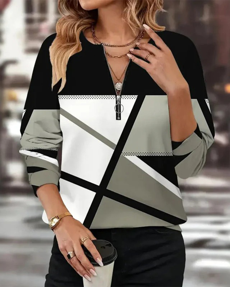 Camiseta con cremallera y motivo geométrico