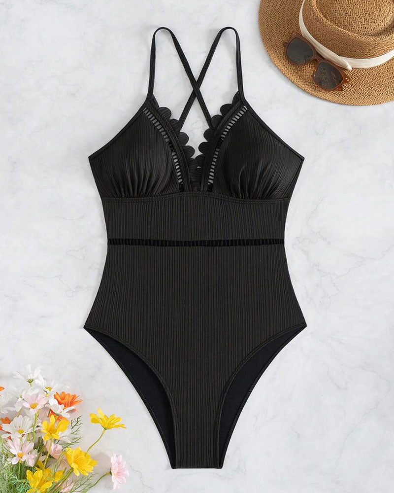 Traje de baño de una pieza de color único sexy con recortes