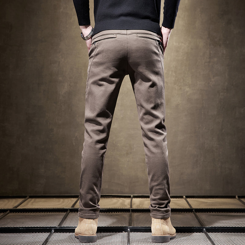 Pantalones de corte ajustado