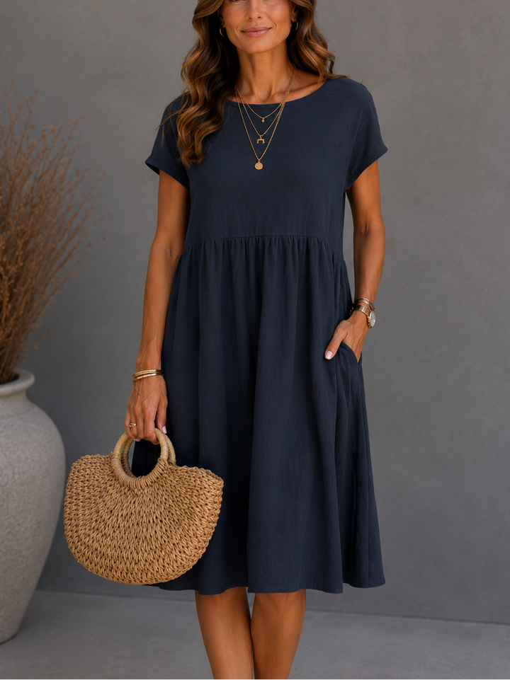 Vestido holgado con cuello redondo