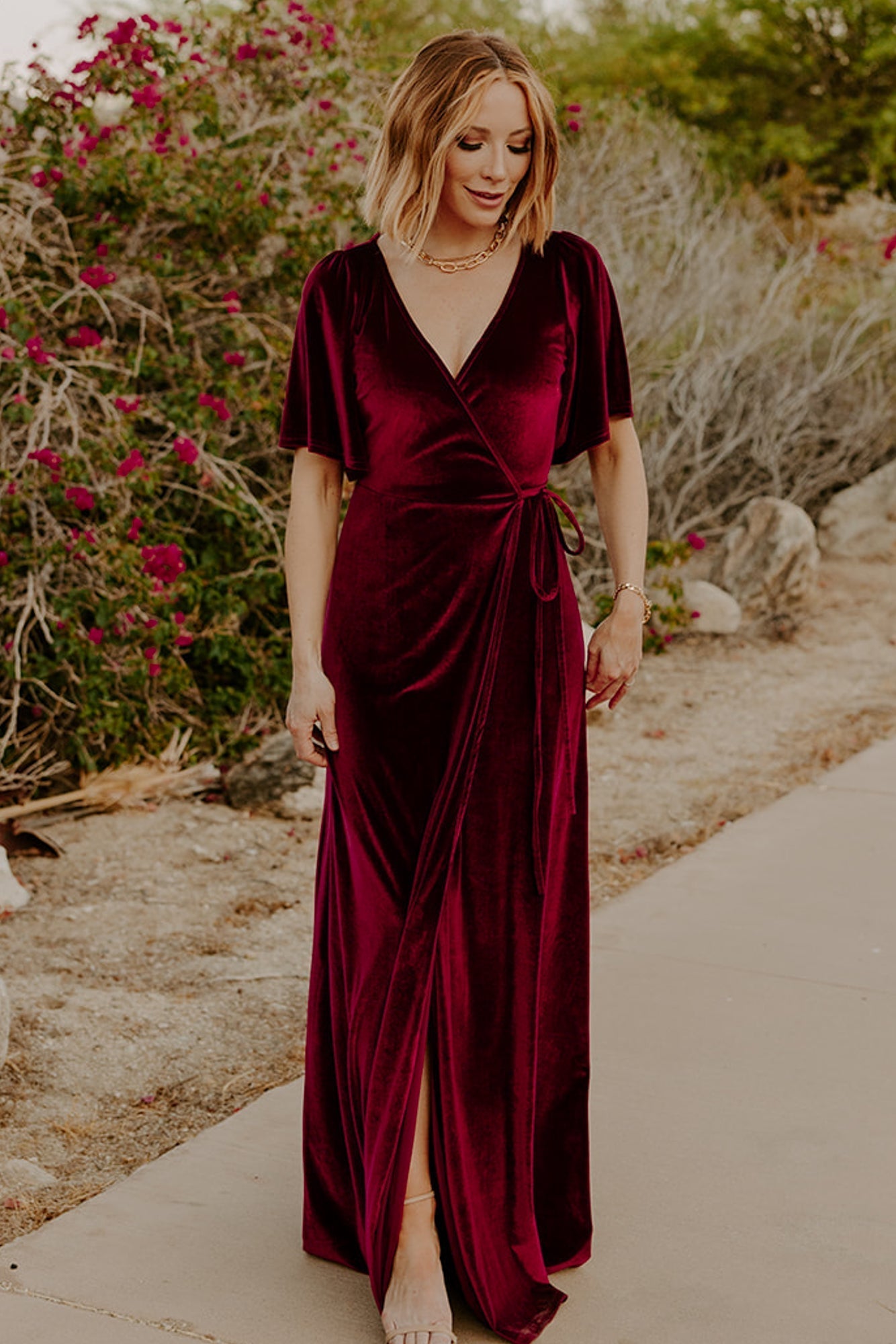 Mulberry | Vestido largo envolvente de terciopelo Meghan